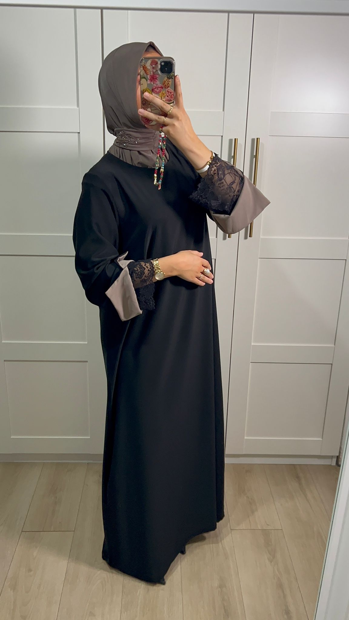 Abaya Dentelle Noir et Taupe